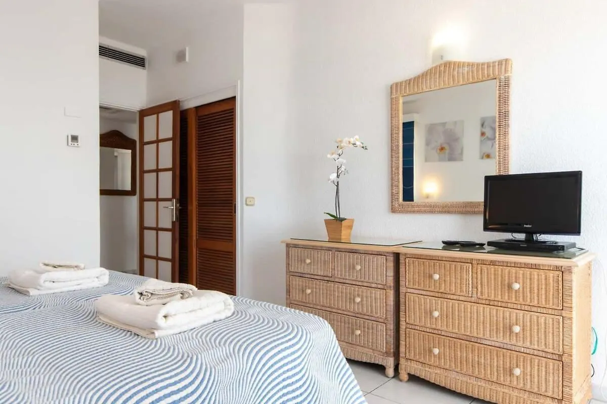 Club Atlantis 89 - Two Bed Apartment Costa Adeje