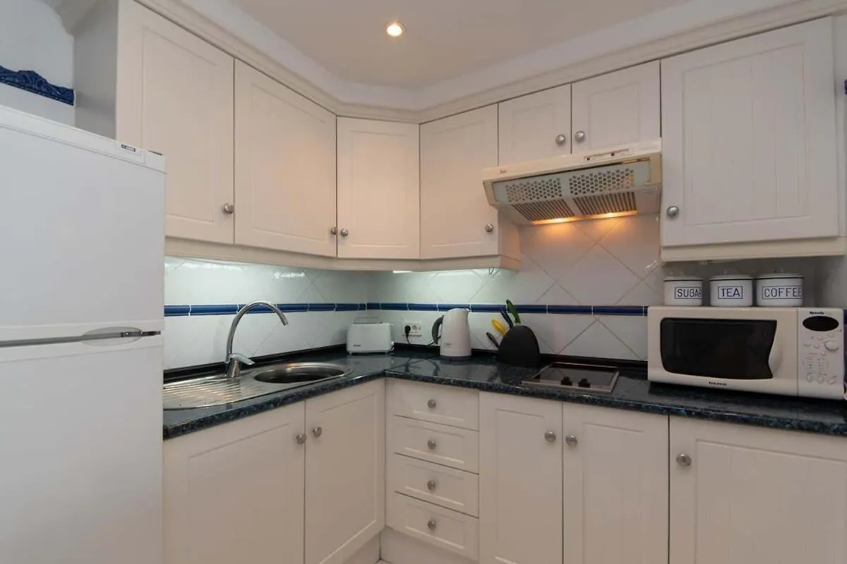 Club Atlantis 89 - Two Bed Apartment Costa Adeje   Costa Adeje (Tenerife)